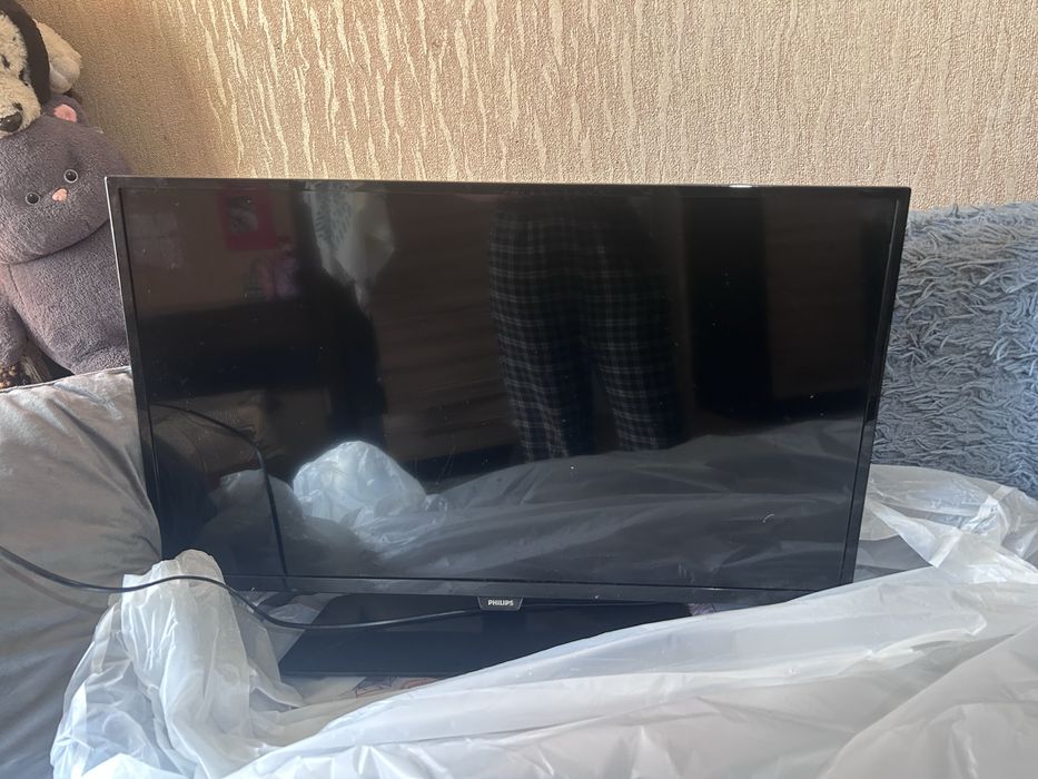 продам телевизор Philips