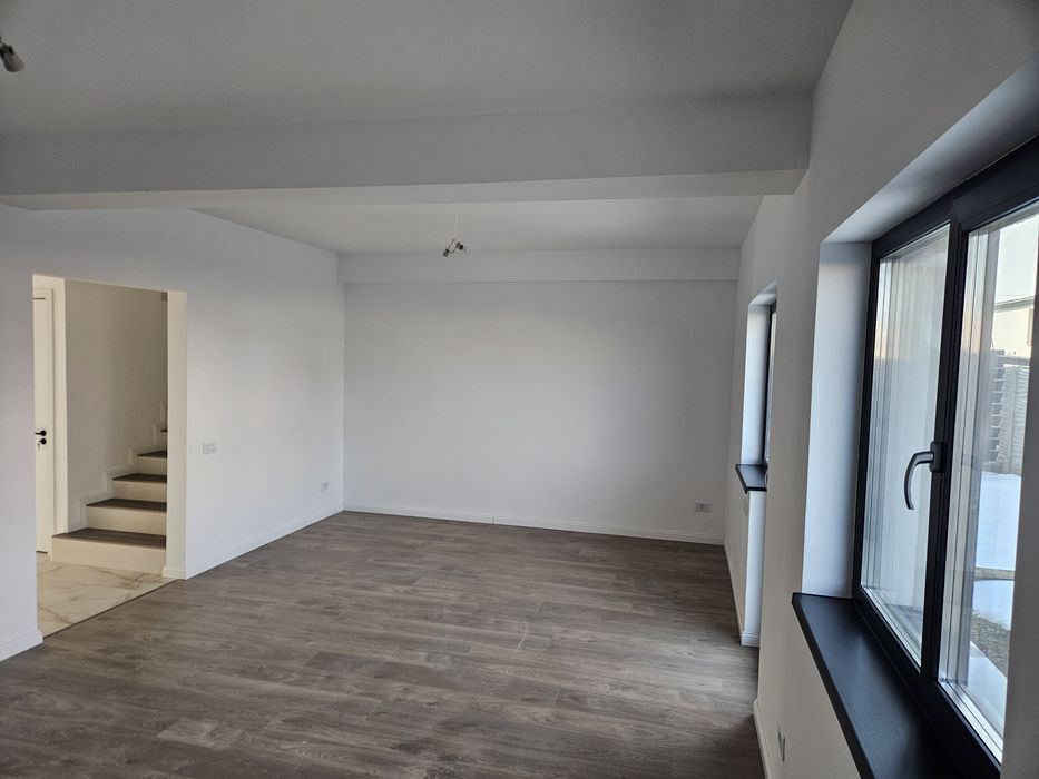 Proprietar, vand casa P+1E+M in Bragadiru