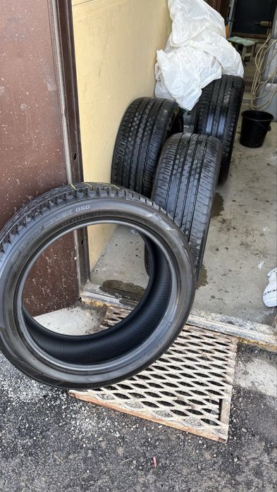 Шины летние 225/45/20