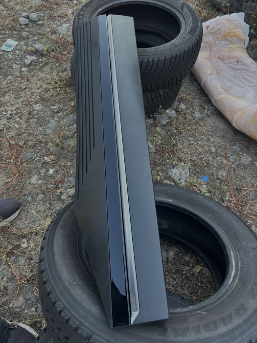 Лайстна врата Хюндай/Hyundai Ioniq