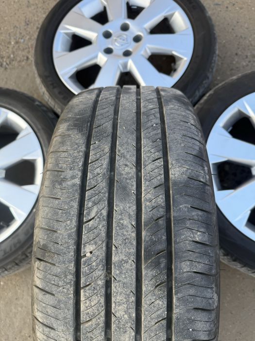 Продам оригинальные диски на R17