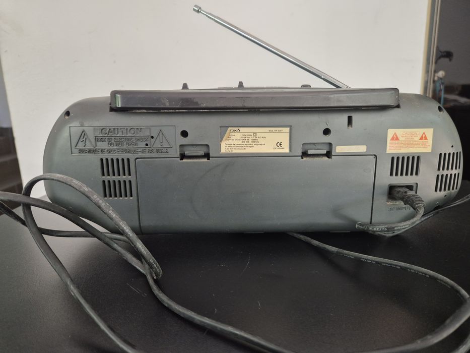 Radiocasetofon stereo