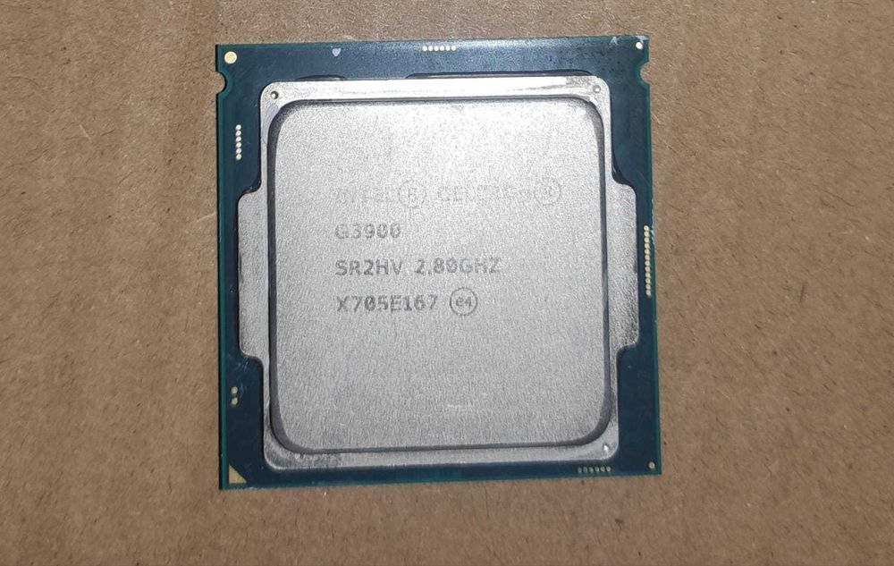 Процессор Intel Celeron G3900 LGA 1151 + кулер Intel