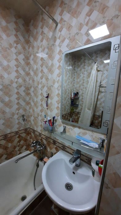 Юнусабад 16 кв продается свая