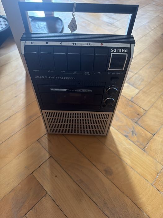 Австриски касетофон/рекордер Philips N2234