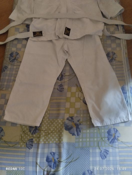 Продам кимоно для дзюдо