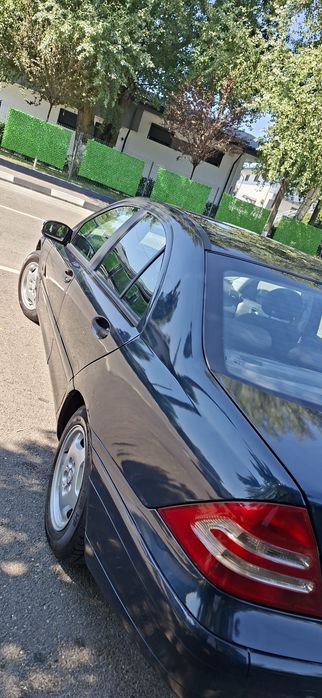 Mercedes Benz C200