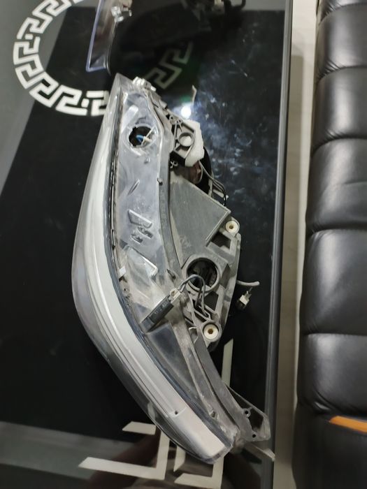 Bmw m5 e60 fara oldi óng va chap b/u xolati ideal