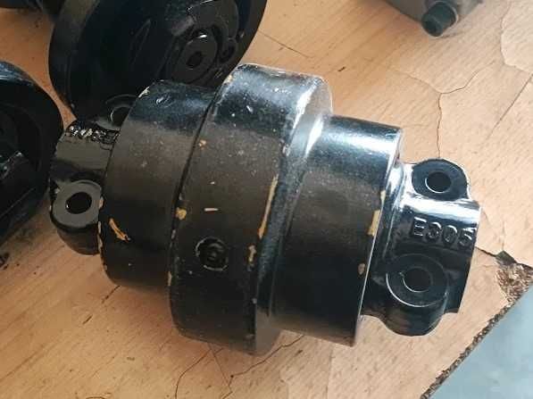 Rolă de jos / Rolă inferioară / Rolă rulare pentru Caterpillar 305