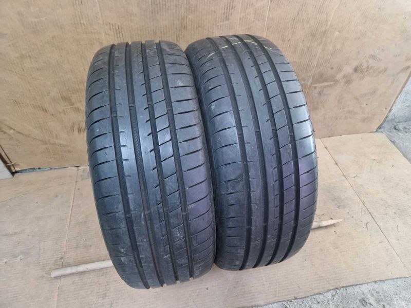 2 Goodyear R18 215/45
летни гуми
DOT4420