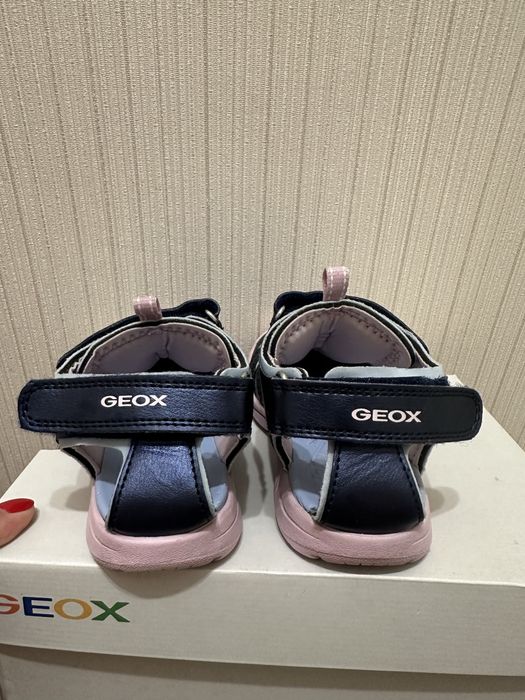 Сандалии GEOX для девочки