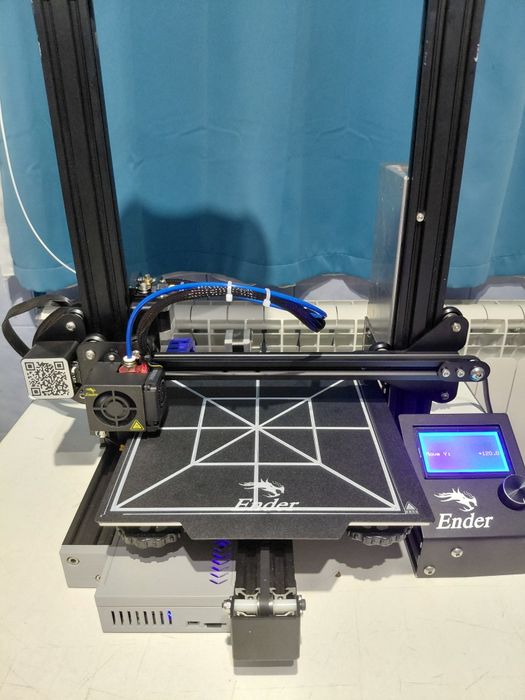 Imprimanta 3D Ender 3-Pro