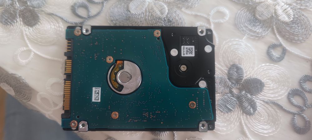 Жёсткий диск 2.5