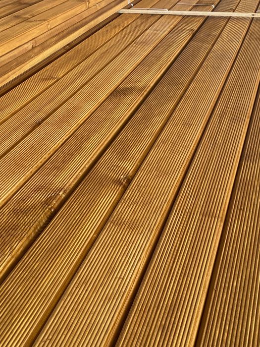 Подова настилка - декинг от бял бор