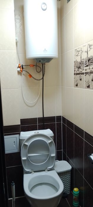 Продаю квартиру  на восьмом