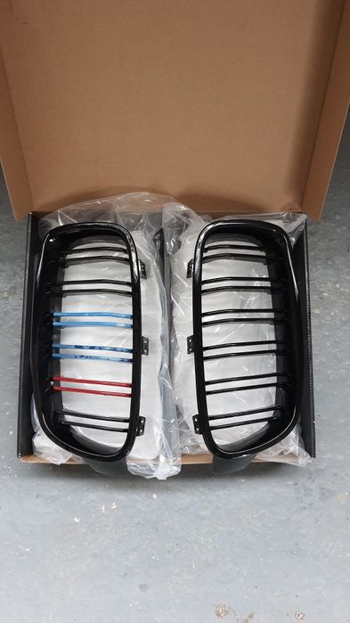 Grile stil M Bmw F30, F31 facelift