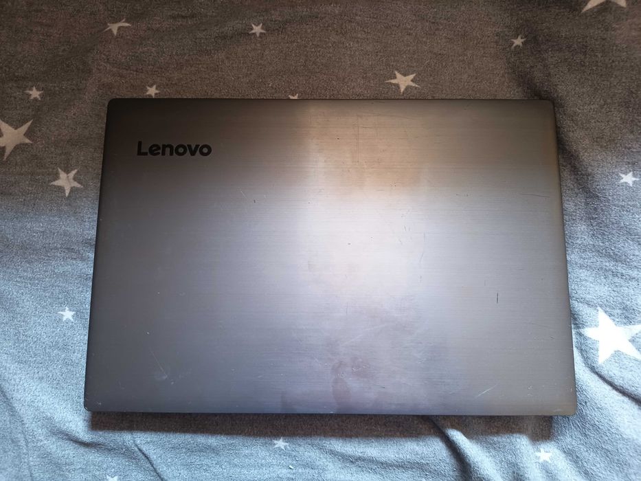 Laptop gen 8 Lenovo Ideapad V330-15ikb, Core i3 8130u, 4gb ddr4, ssd 128gb, display full HD, baterie 3 ore
