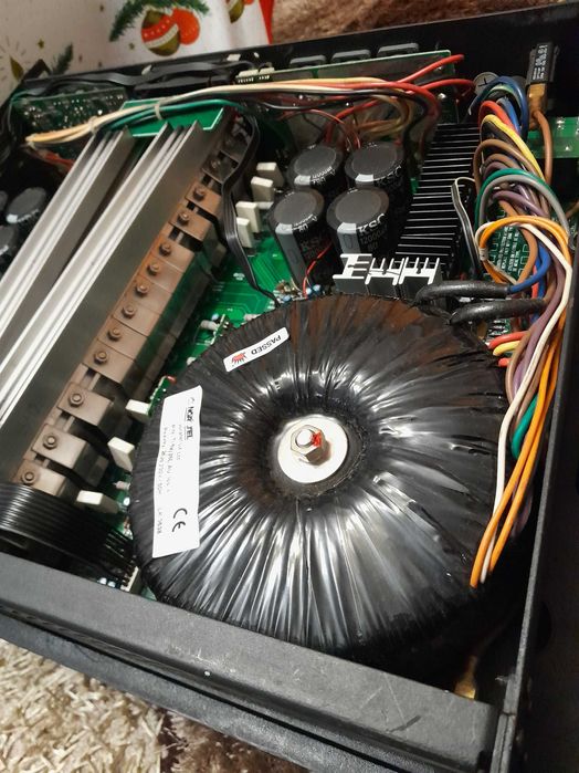 Amplificator crest CPX 2600