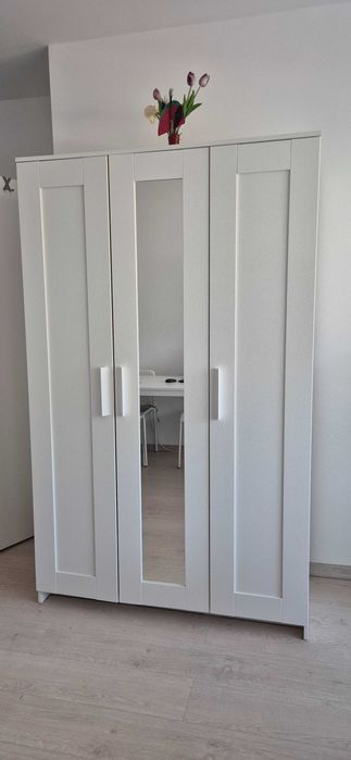 Dulap cu 3 usi Ikea