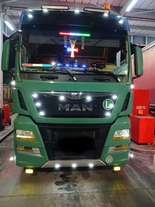 Cap tractor MAN TGX 440 an 2015
