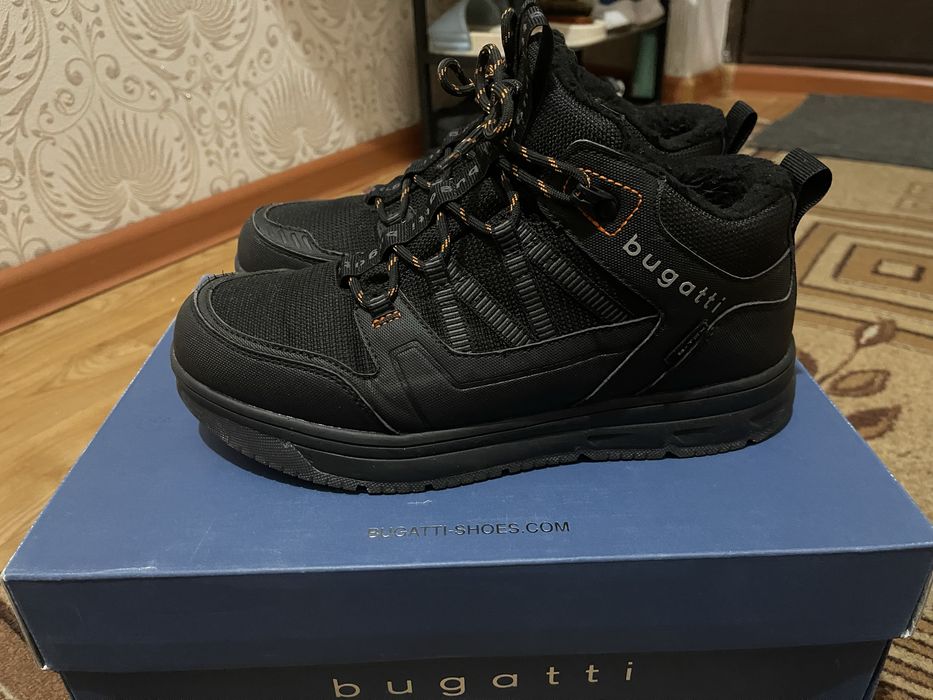 Зимние ботинки Bugatti