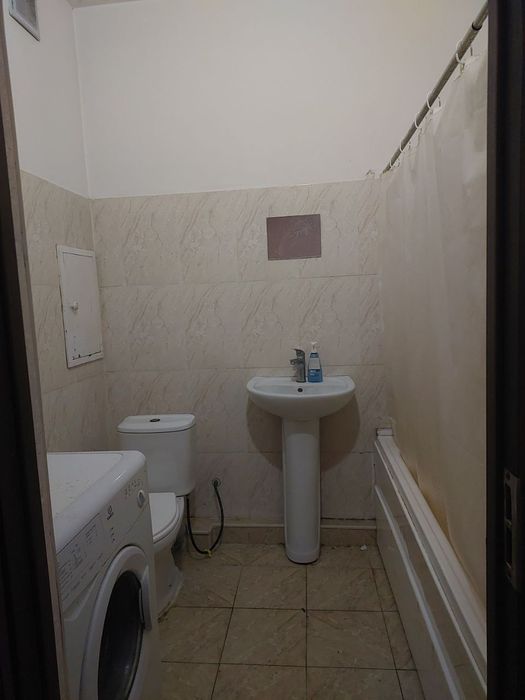 CHOSHTEPA 2 xona sotiladi 1 etaj arzon narxda kelishamiz