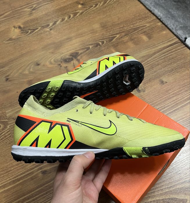 Vând papuci de Fotbal Nike Zoom Vapor 16 PRO Turf, Marimea 45