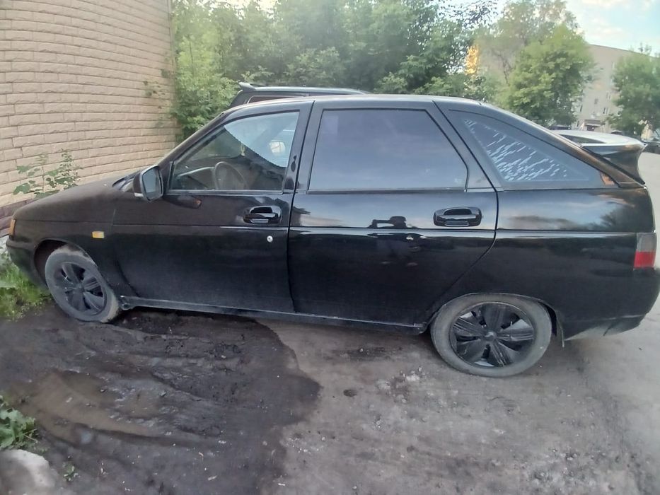 Продам машину ваз 2112