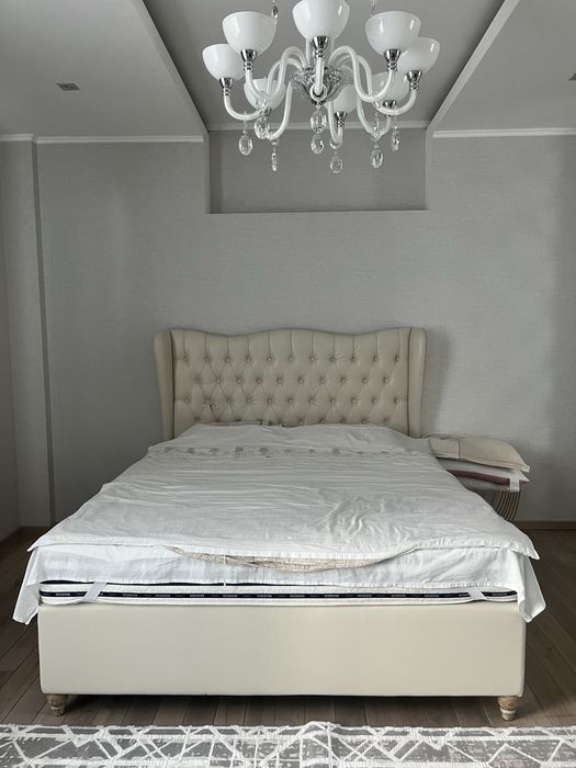 Срочно продам кровать 180×200 см