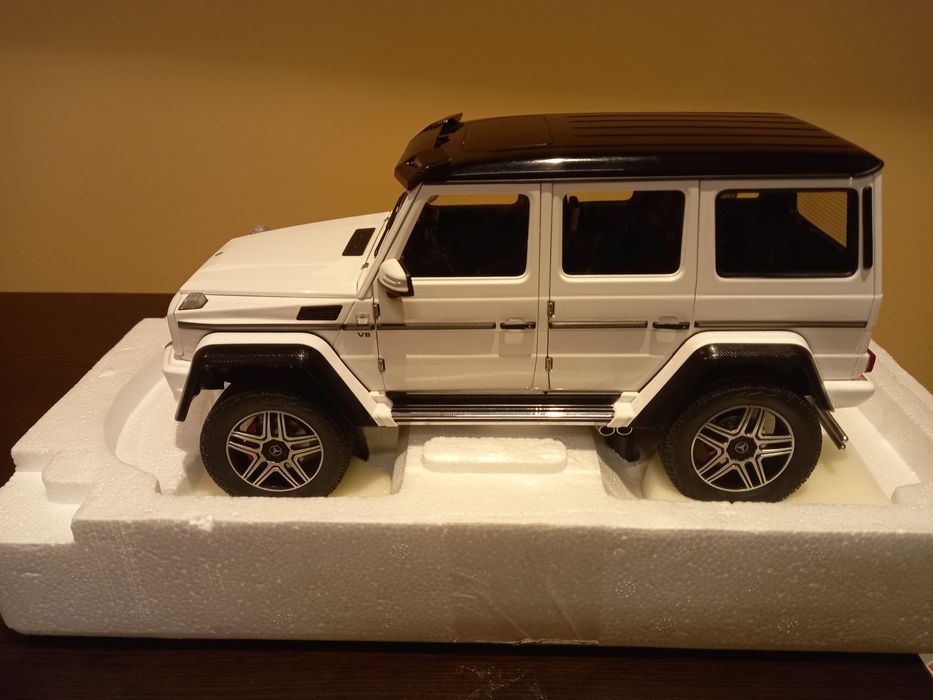 MERCEDES BENZ -  G500 4X4 2 2015 auto art
