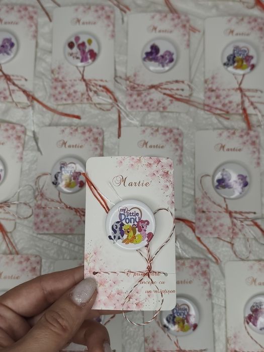 Mărțișoare insigne metalice Disney