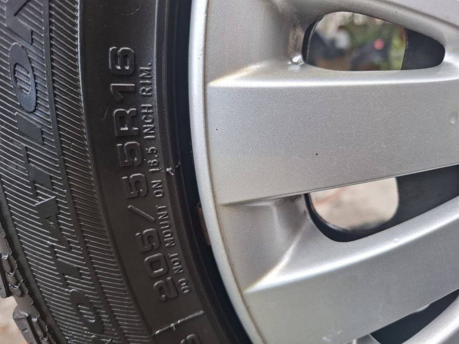 Anvelope Debica 205 55 R16 iarna cu jante vw