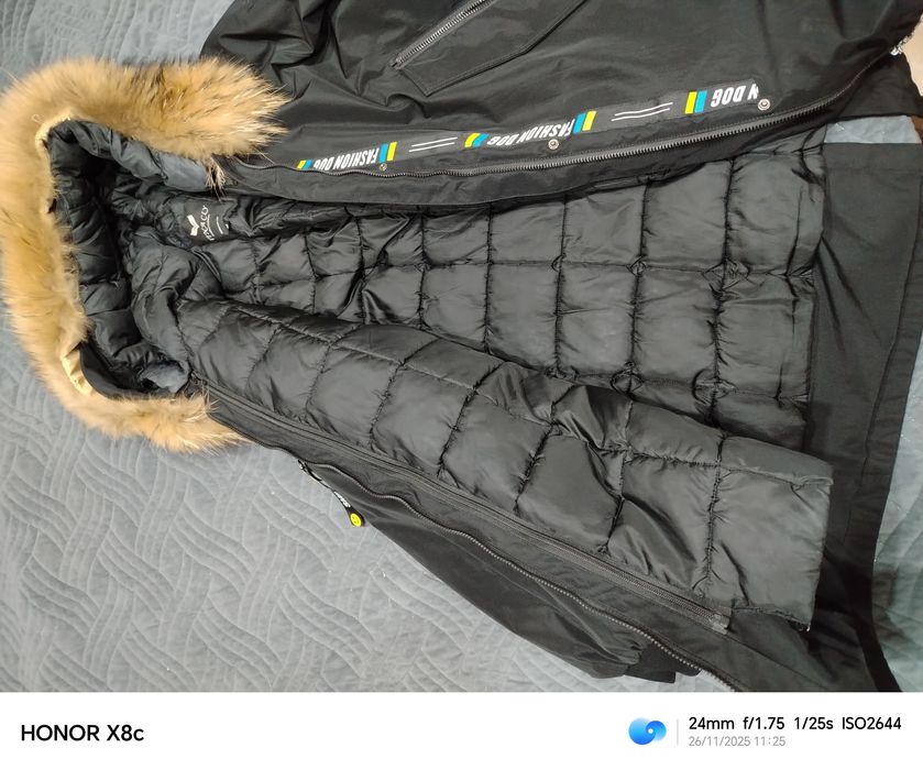 Продам зимнию куртку