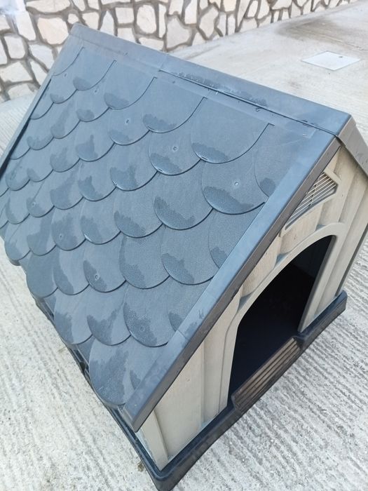 Кучешка колиба.Чисто Нова.