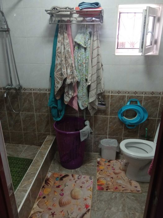 Дом в Ынтымаке с бассейном