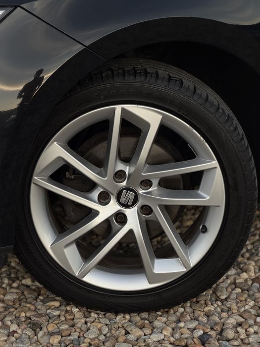 Seat Leon FR , 2015 , 1.6 Diesel , Faruri Bi-LED , Adusa recent ( 5F )