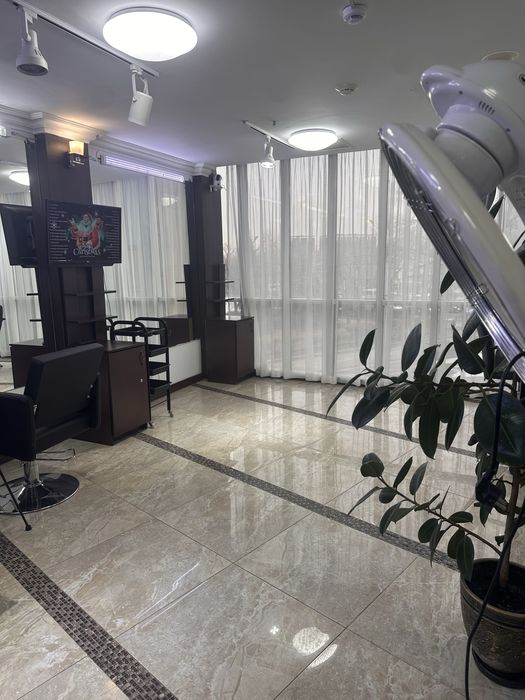 Сдам рабочие места в салоне красоты