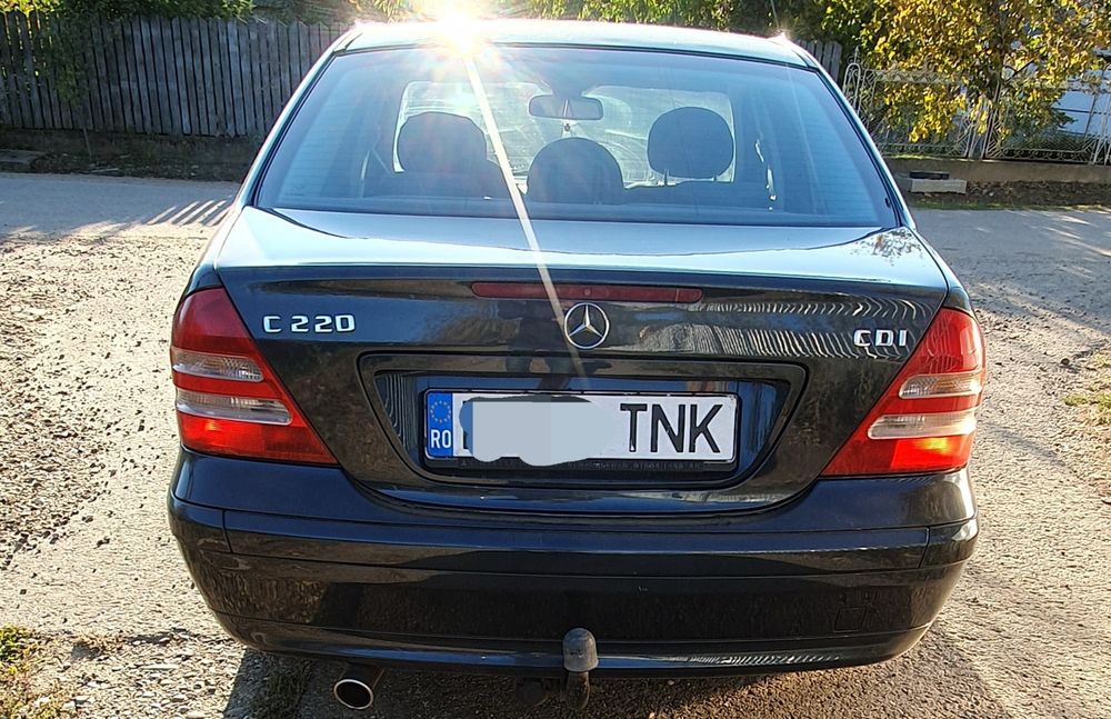 Mercedes C class w203 C220 146cp