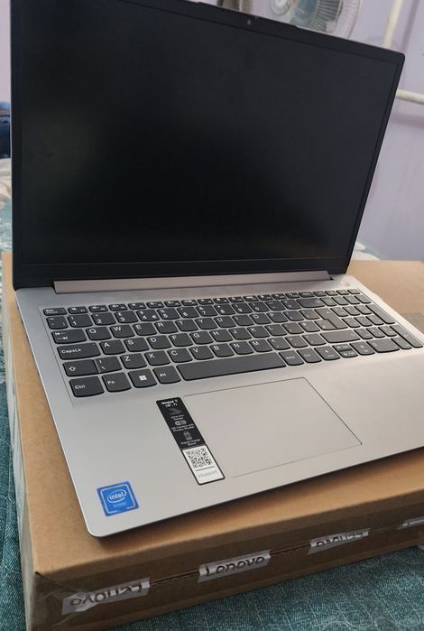 Noutbooki LENOVO sotiladi