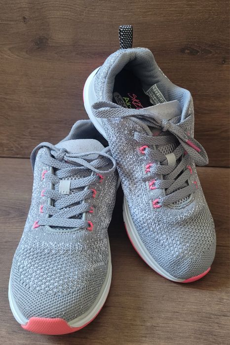 Дамски маратонки Skechers-37номер