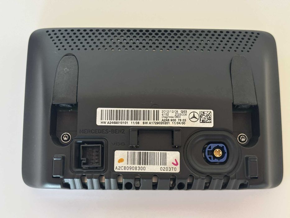 Мултимедиен дисплей за Mercedes A200