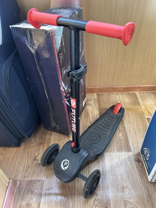 Продаю Самокат детский