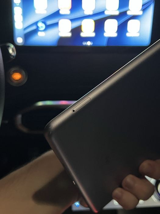 Срочно продается iPad 6