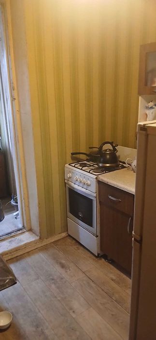 Продаётся Чиланзар 25 квартал квартира  1*2/3/5  балкон 2*6 42 кв.м.