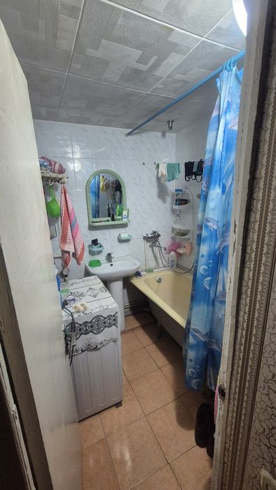 Сергели 4  4х.ком  3этаж