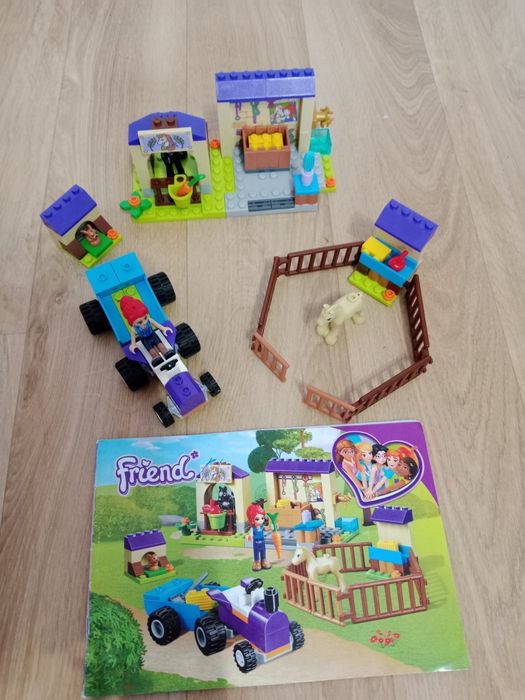 Продам конструктор Лего.