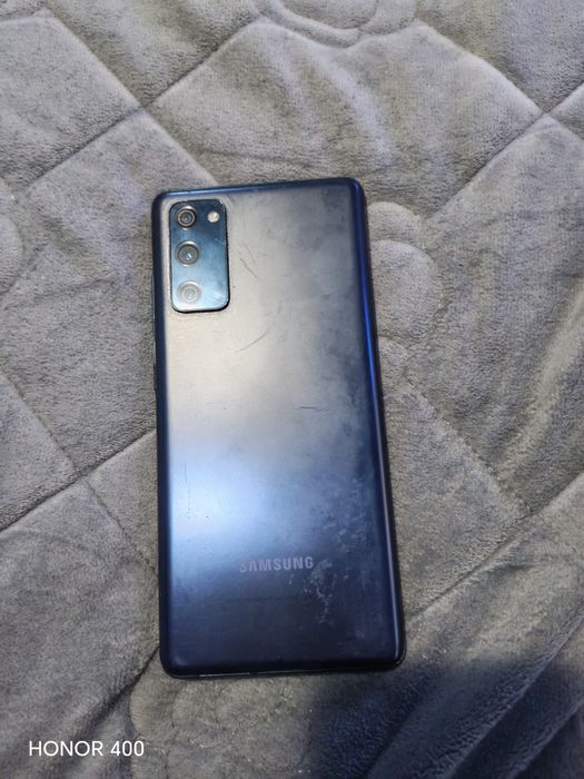 Vând sau schimb Samsung s20 fe!