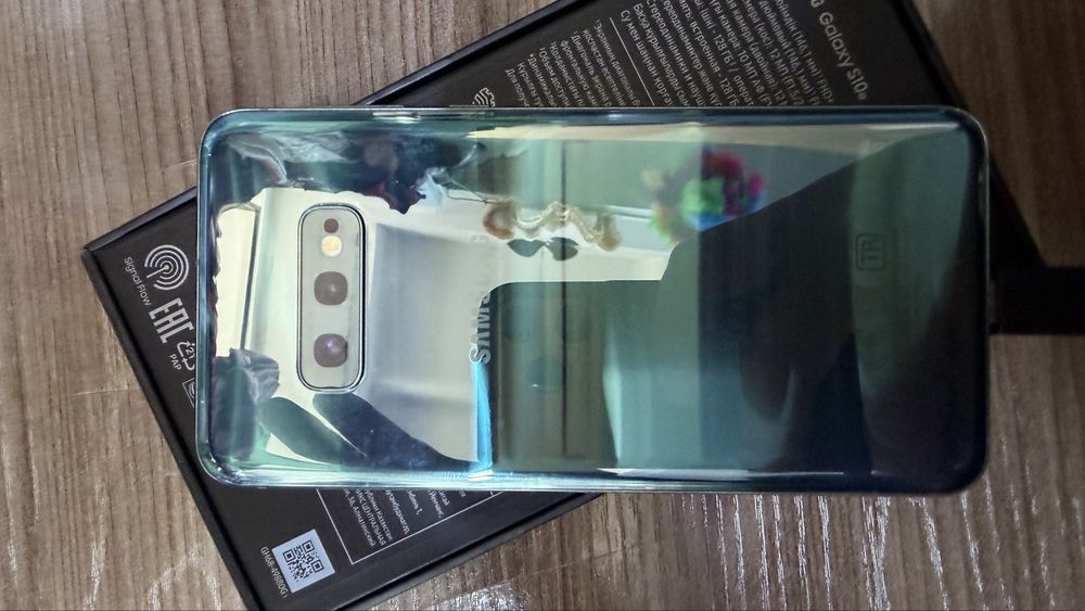 Самсунг s10e samsung s10e