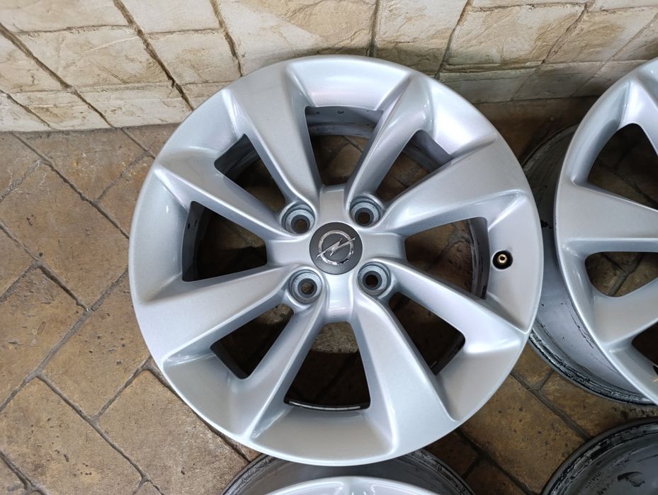 Оригинални джанти за Опел 4х100 15 цола