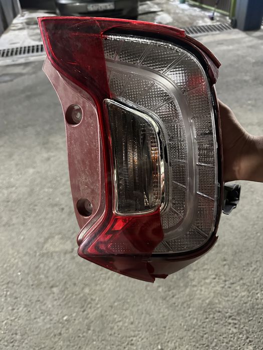 Фара Kia morning